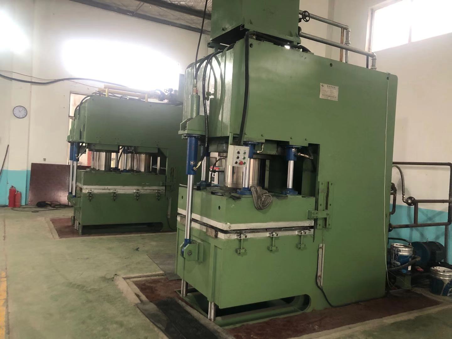 麻豆影视在线熱硫化機