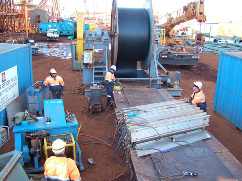 破碎機使用輸送帶輸送機有什麽好處？